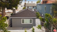 Building Photo - 806 Navy St
