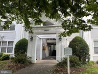 Building Photo - 14104 Valleyfield Dr