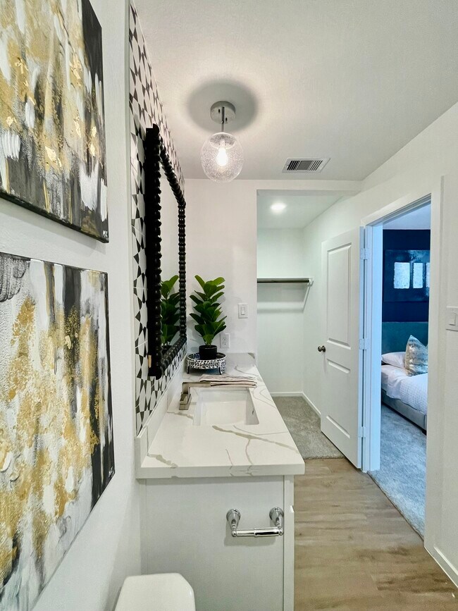 Building Photo - 21431 Carosella Dr