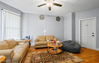 Building Photo - 569 Washington Ave