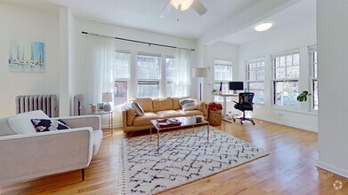 Building Photo - Large Raised First Floor East Lakeview One...