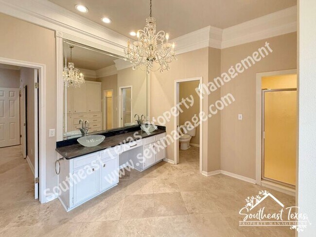 Building Photo - 4980 Littlewood Dr