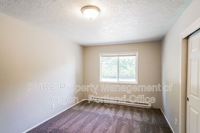Building Photo - 1313 SE 130th Ave
