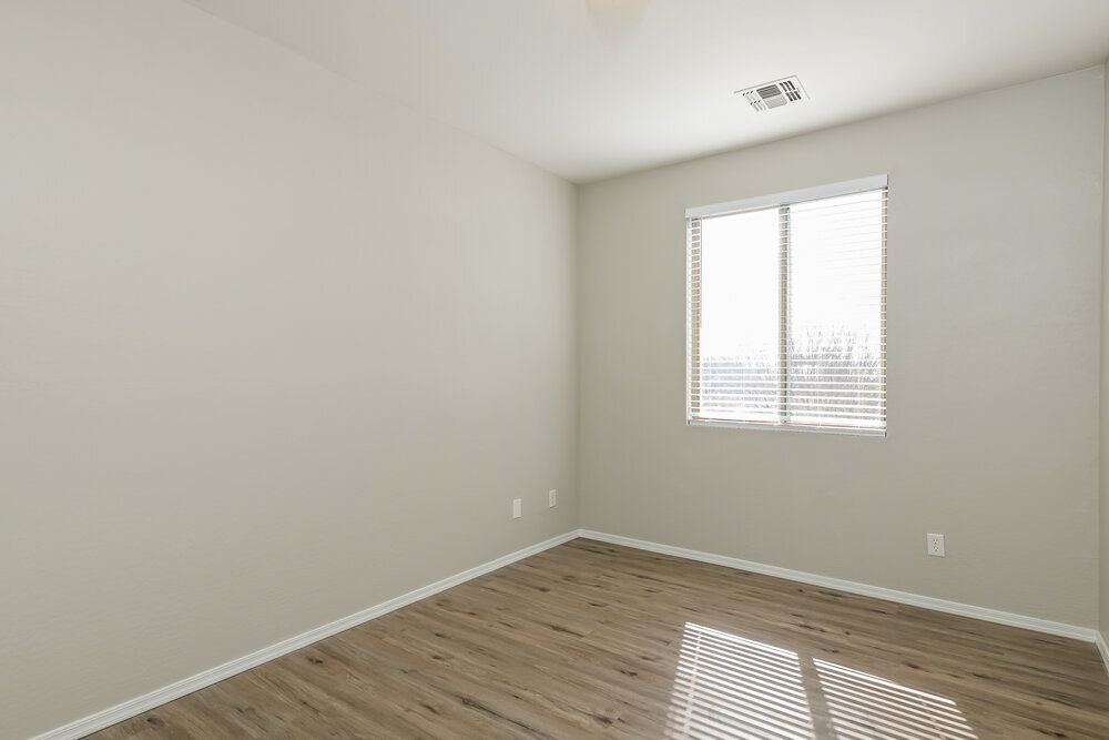 Building Photo - 4237 E Santa Fe Ln