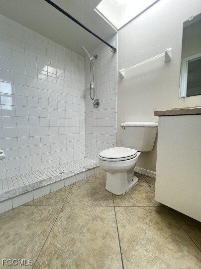 Building Photo - 727 SE 8th Pl