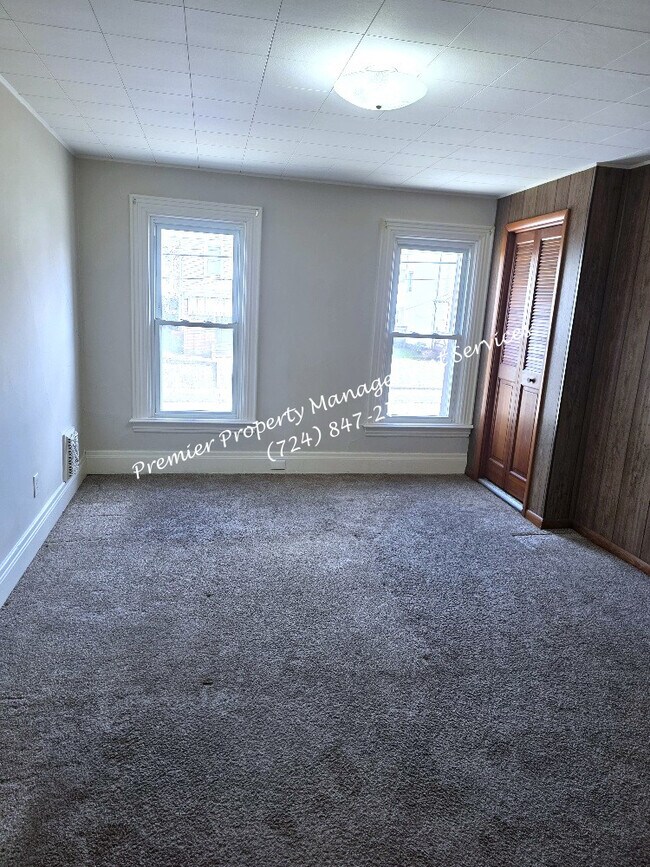 Building Photo - 1307 9th Ave