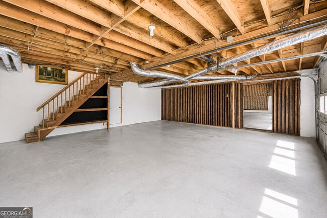 Building Photo - 3605 Flat Shoals Rd