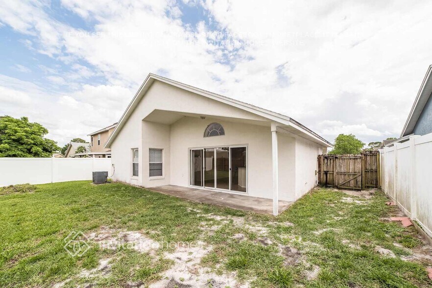 Building Photo - 1067 Sugarberry Trail