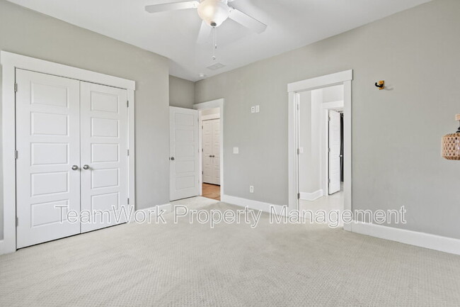 Building Photo - 1485 Menhaden Ln