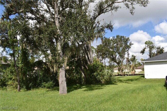 Building Photo - 4055 Union Ln