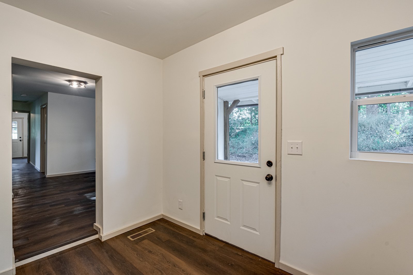 Building Photo - 22 Ridgeland Cir