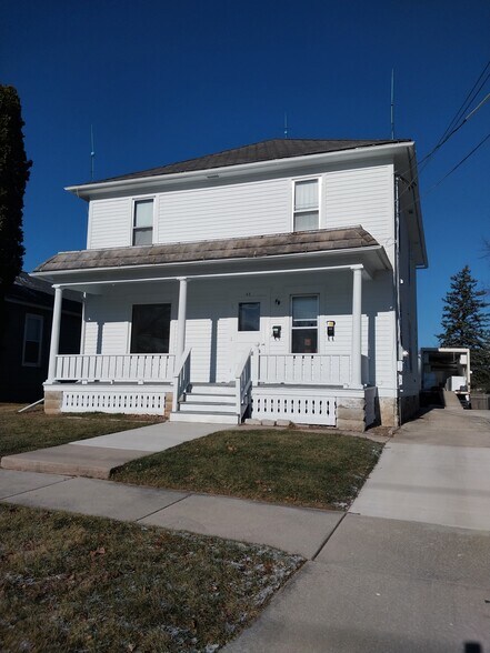 Front entrance - 48 Baldwin St