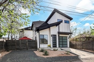 Building Photo - 1208 Walnut Ave