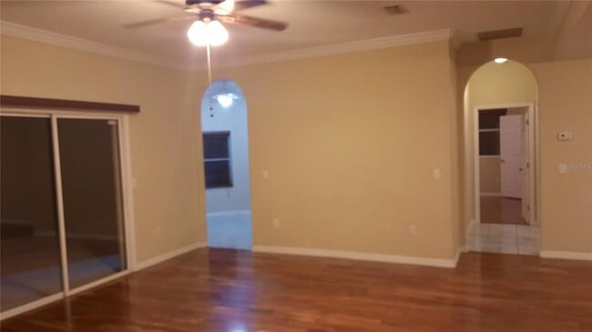 Building Photo - 6 Coventry Pl