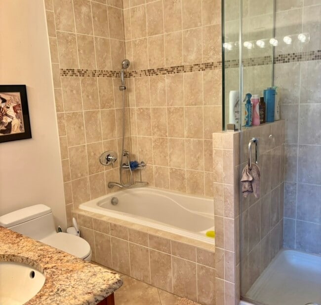 Building Photo - 1229 Central St