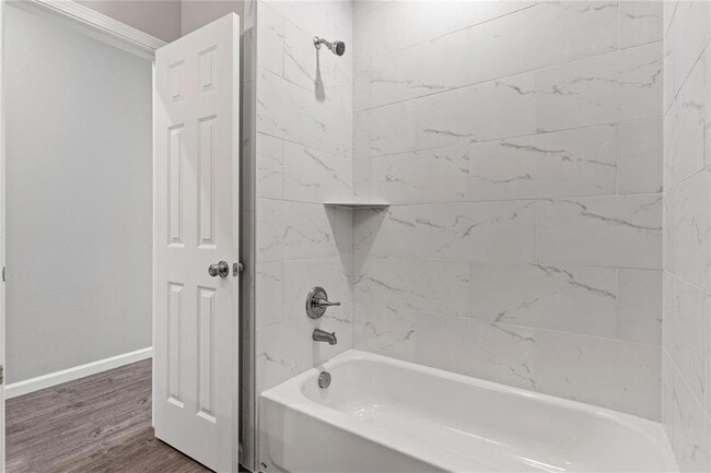 Building Photo - 10309 Teneha Dr