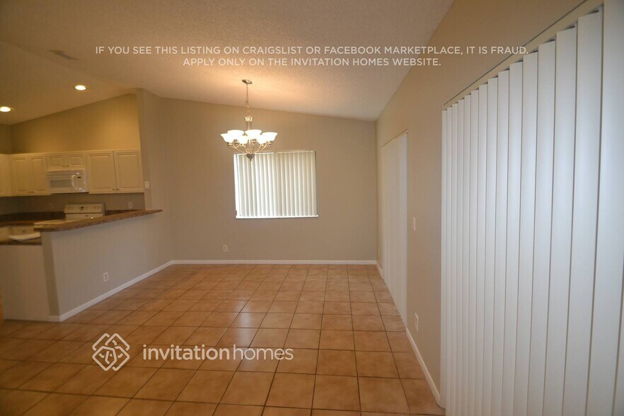 Building Photo - 4933 NW 96th Terrace