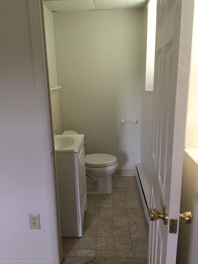Powder Room - 53 E Urner St