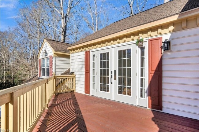 Building Photo - 2721 Linden Ln