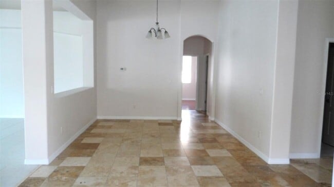 Building Photo - 1029 Millebourne Way