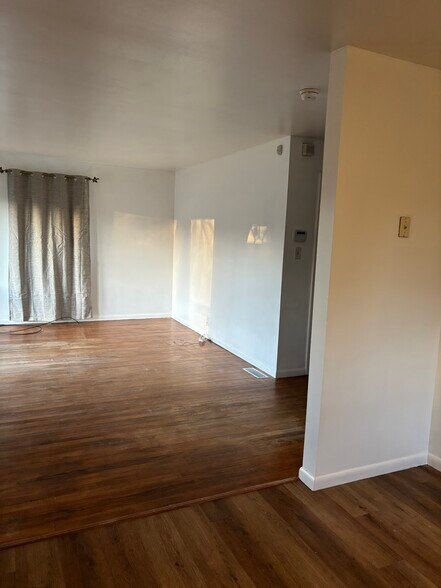 Building Photo - 4523 Susy Ln