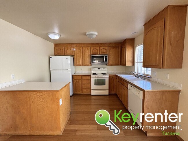 Building Photo - Spacious 3-Bedroom Home for Rent in Seclud...