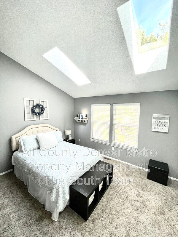 Building Photo - 9623 W Chatfield Ave
