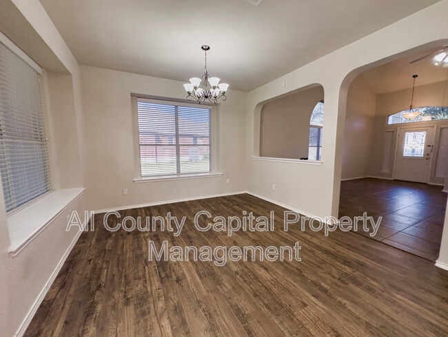 Building Photo - 320 Peanut Dr