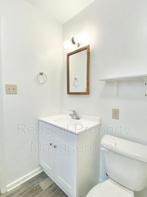 Building Photo - 180 Lori Cir