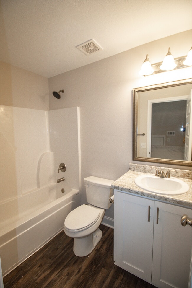 Building Photo - 603 N Kevin Ct