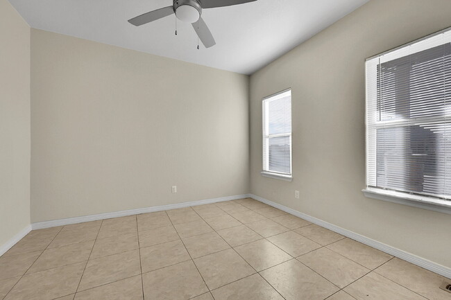 Building Photo - $2,750.00 - 6 Bedrooms, 3.5 Bathrooms, Single Family Home in Colorado Springs with Fenced Yard!