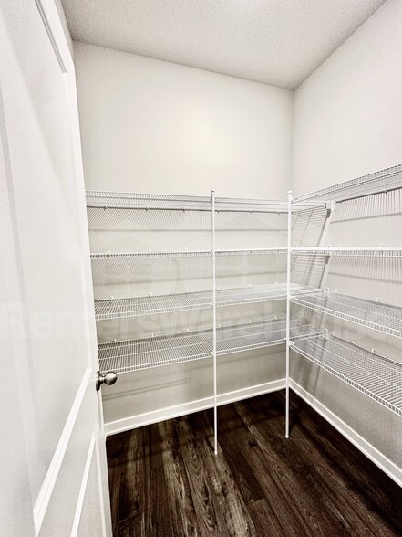 Building Photo - 2310 SW Plaza Pkwy