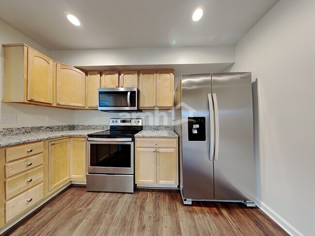 Building Photo - 16757 Yeoman Way