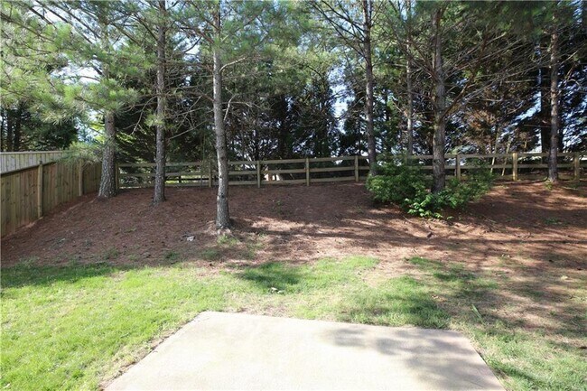 Building Photo - 173 Parkmont Ct