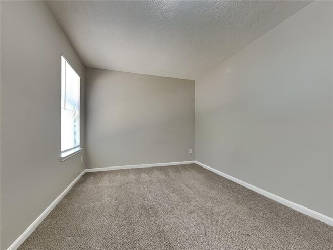 Building Photo - 5473 N Buffalo Cir