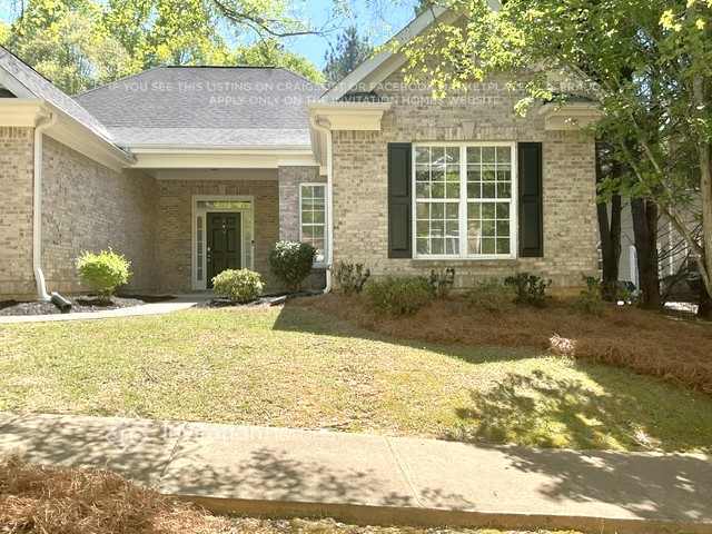 Building Photo - 467 Greyhawk Way