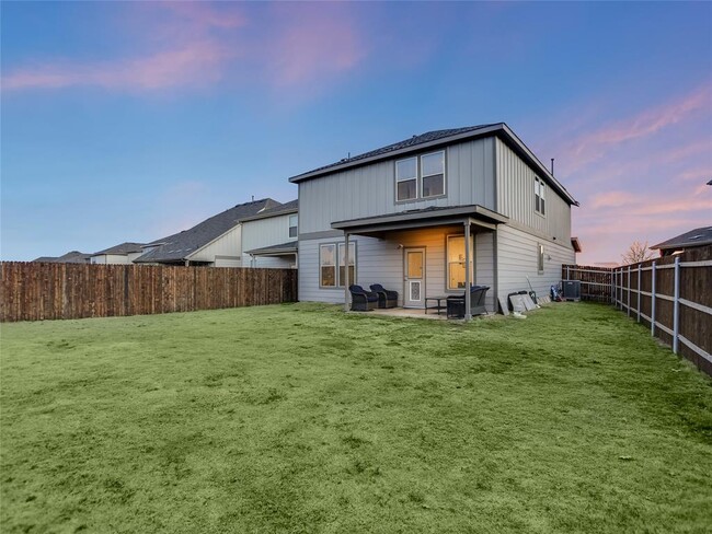 Building Photo - 441 Bella Luna Way