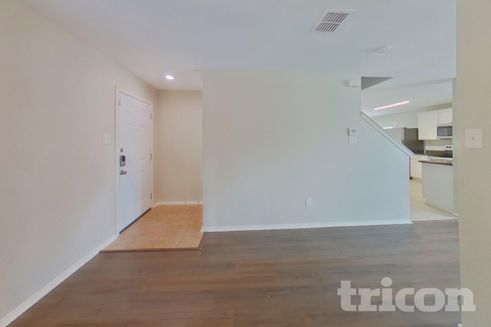 Building Photo - 1221 Dianthus Dr
