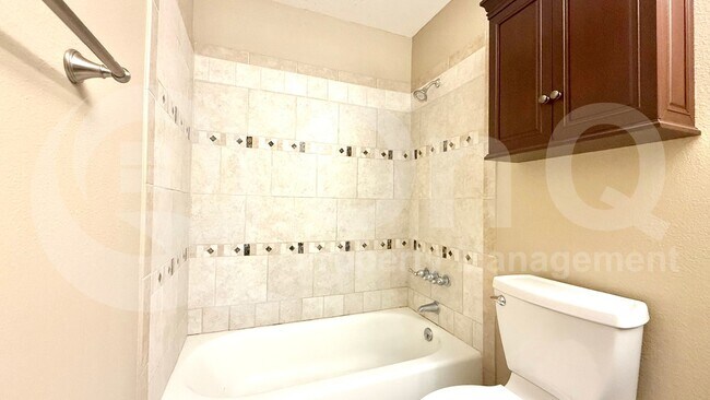 Building Photo - 5601 N 79th St