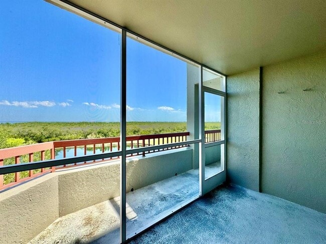 Building Photo - 2333 Feather Sound Dr