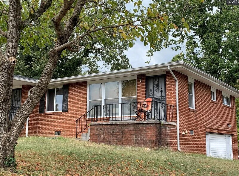 Building Photo - 301 Wygoda Cir