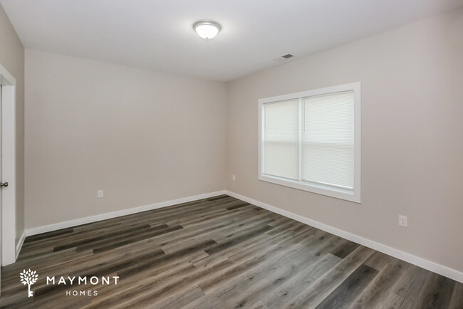 Building Photo - Picture-Perfect 3-Bedroom Home