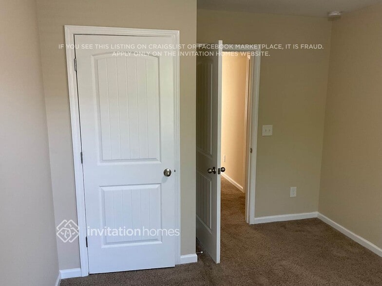 Building Photo - 323 Rankin Cir