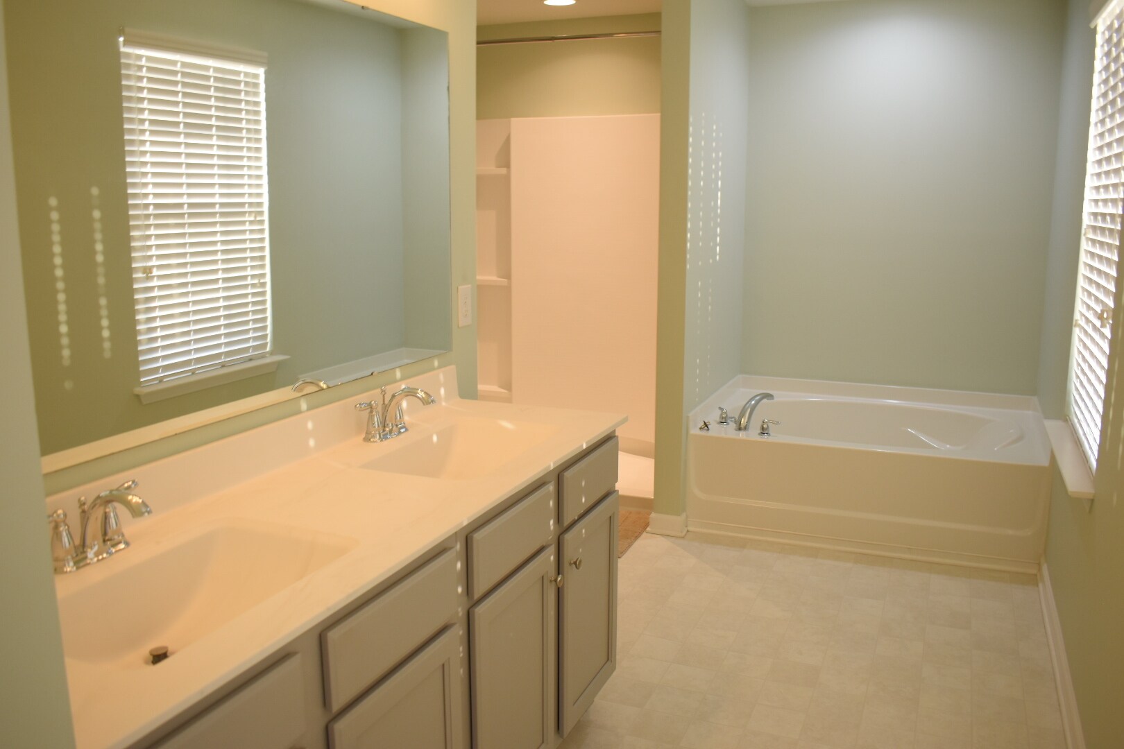 Building Photo - 145 Presley Ln