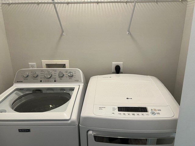 Washer/Dryer - 25 Sugar Maple Ln