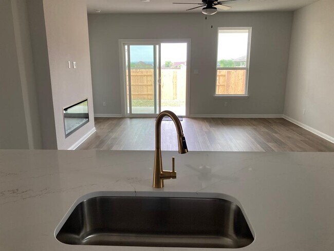 Building Photo - 2131 Alice Jay Wy