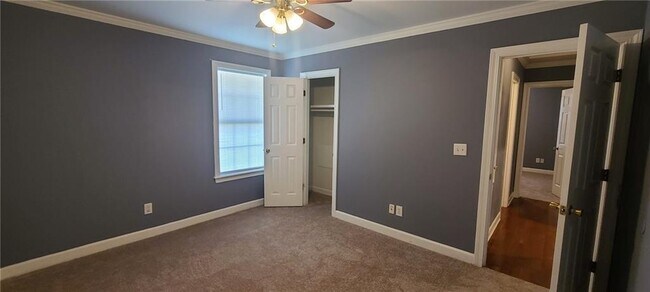 Building Photo - 1010 Newport Pkwy