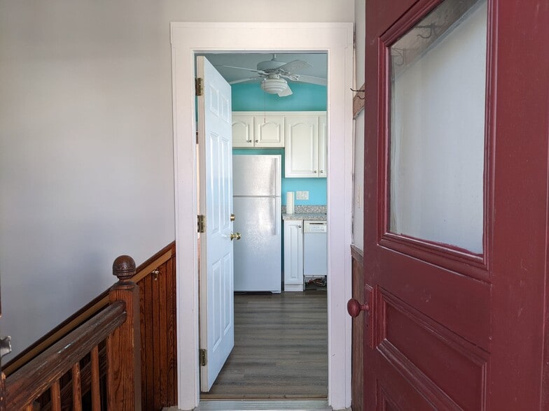 Building Photo - 14 Rice St