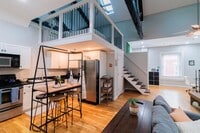 Building Photo - 209 N 19th St
