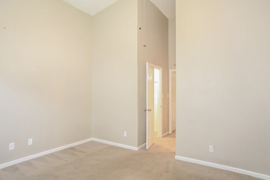 Building Photo - 3903 Bonn Dr